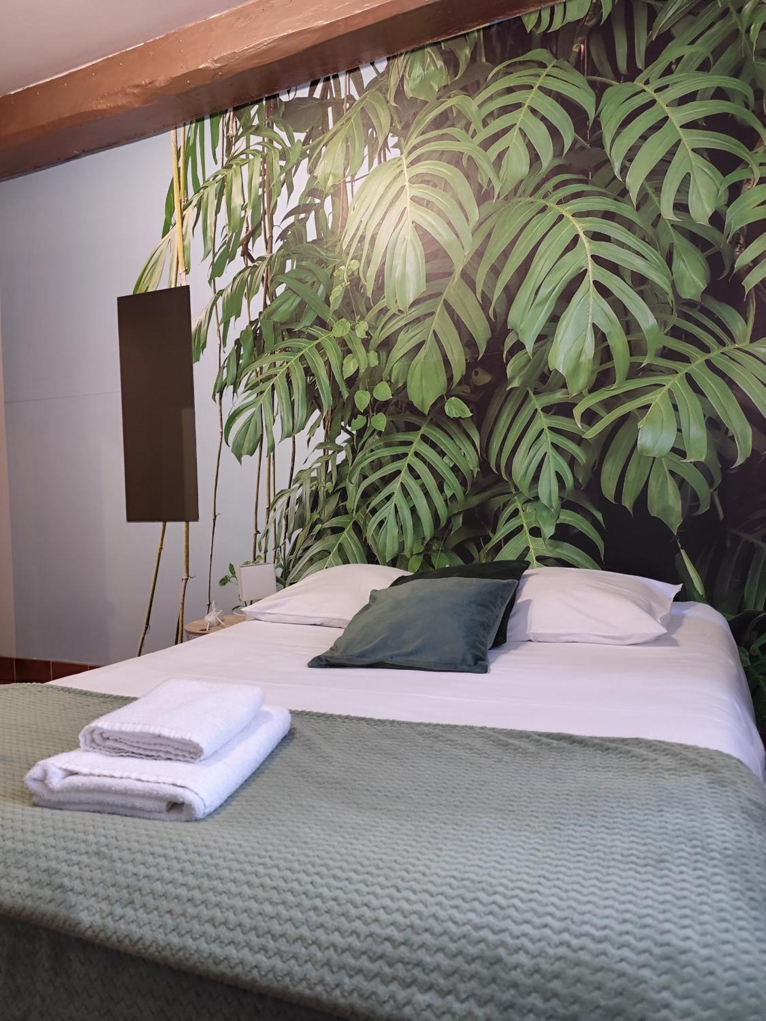 Hotel De La Place Loyettes Εξωτερικό φωτογραφία